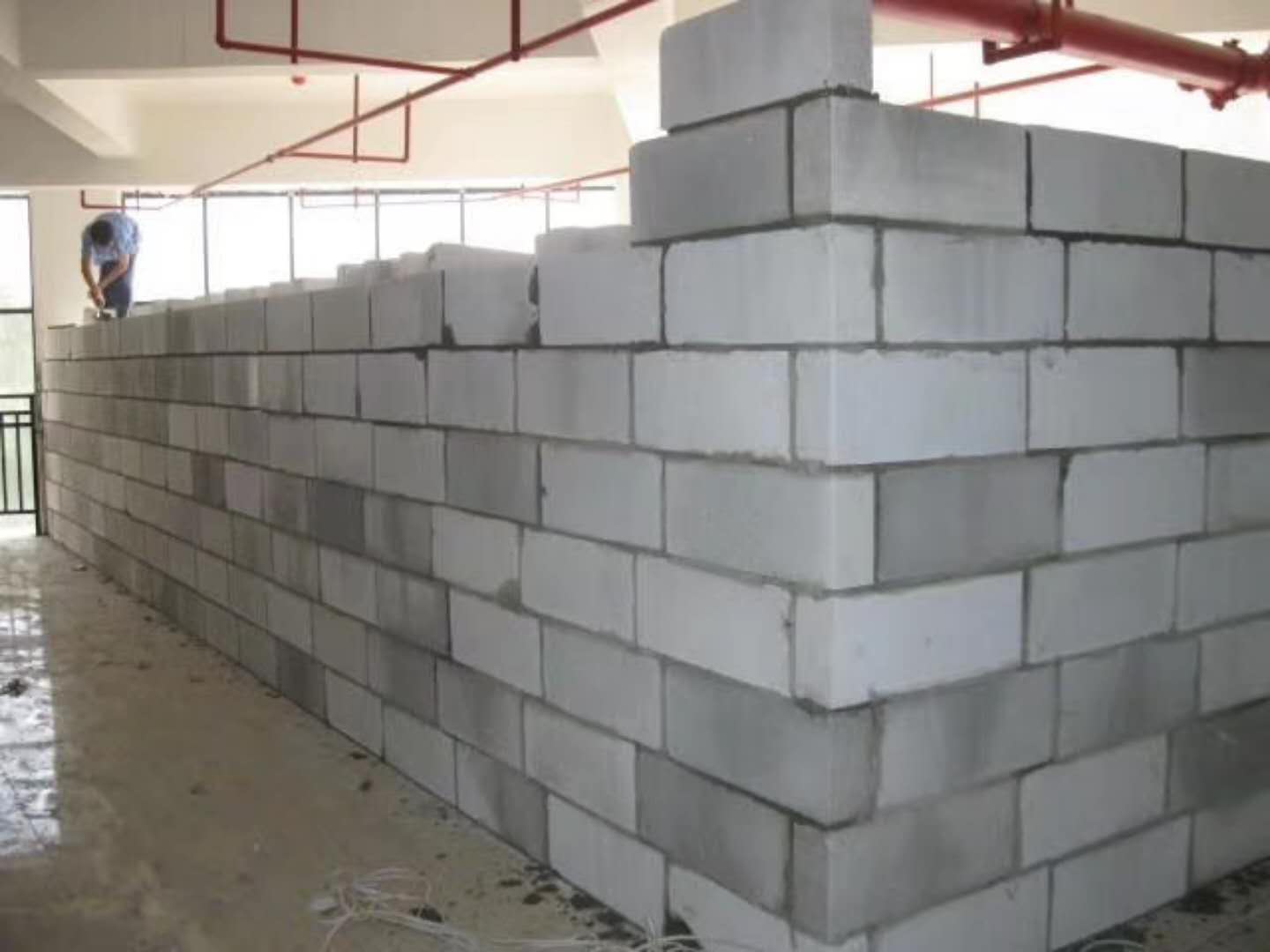 绿能蒸压加气混凝土砌块承重墙静力和抗震性能的研究